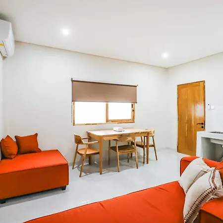 Red Studio E